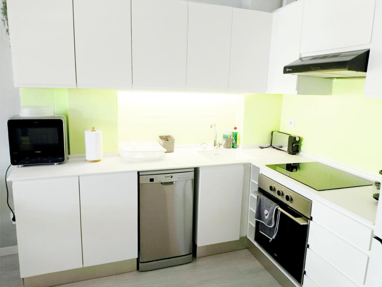 Apartamento En El Centro De Calafell Ngoại thất bức ảnh